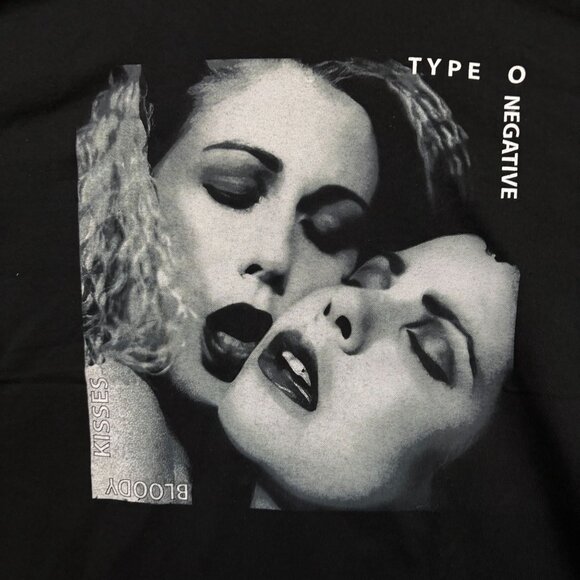 Type O Negative Bloody Kisses Gothic Metal Band Tee XL - Picture 2 of 4